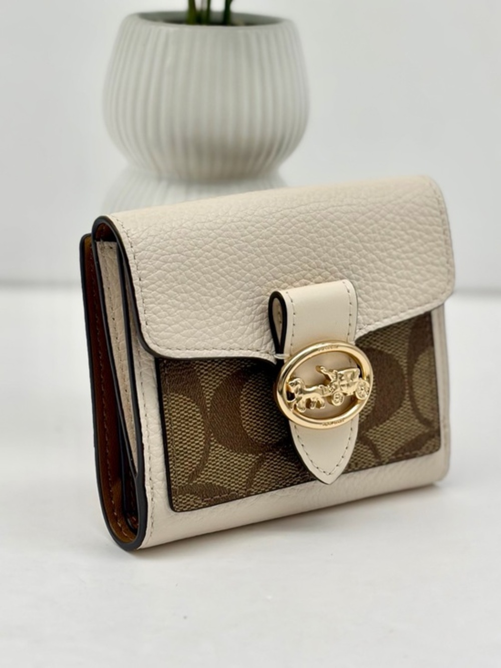 COACH GEORGIE SMALL WALLET IN SIGNATURE CANVAS